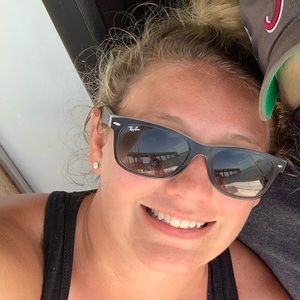 Meet your Posher, Jenna